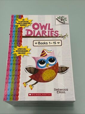 Scholastic Owl Diaries Box Set - Pink, Blue, Yellow, Red, Green Accents
